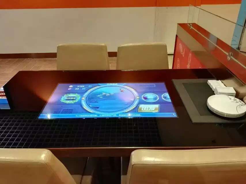 河北秦皇岛某高级餐厅定制50套互动触摸餐桌
